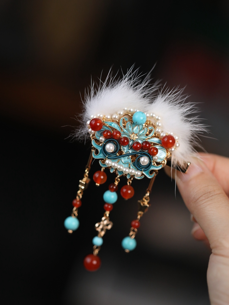 High-End Hanfu Girls' Fluffy Hair Clips - Cute Lion Dance Hairpins, Ancient Style Hair Accessories for Autumn & Winter 2025 High-End Hanfu Girls' Fluffy Hair Clips - Cute Lion Dance Hairpins, Ancient Style Hair Accessories for Autumn & Winter 2025