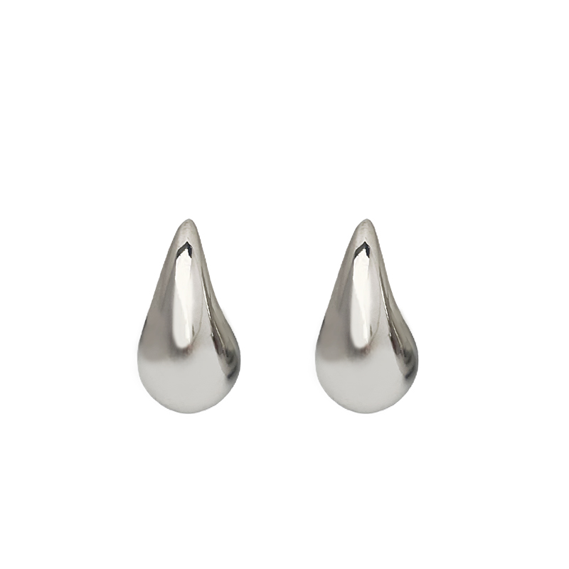 High-End Minimalist Exaggerated Water Drop Earrings - Unique Niche Design Ear Studs for 2025 Fashion Trends