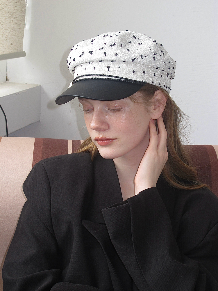 High-End Navy Leather-Brimmed Duckbill Cap - Women's Spring Beret with Small Camellia Button Detail High-End Navy Leather-Brimmed Duckbill Cap - Women's Spring Beret with Small Camellia Button Detail