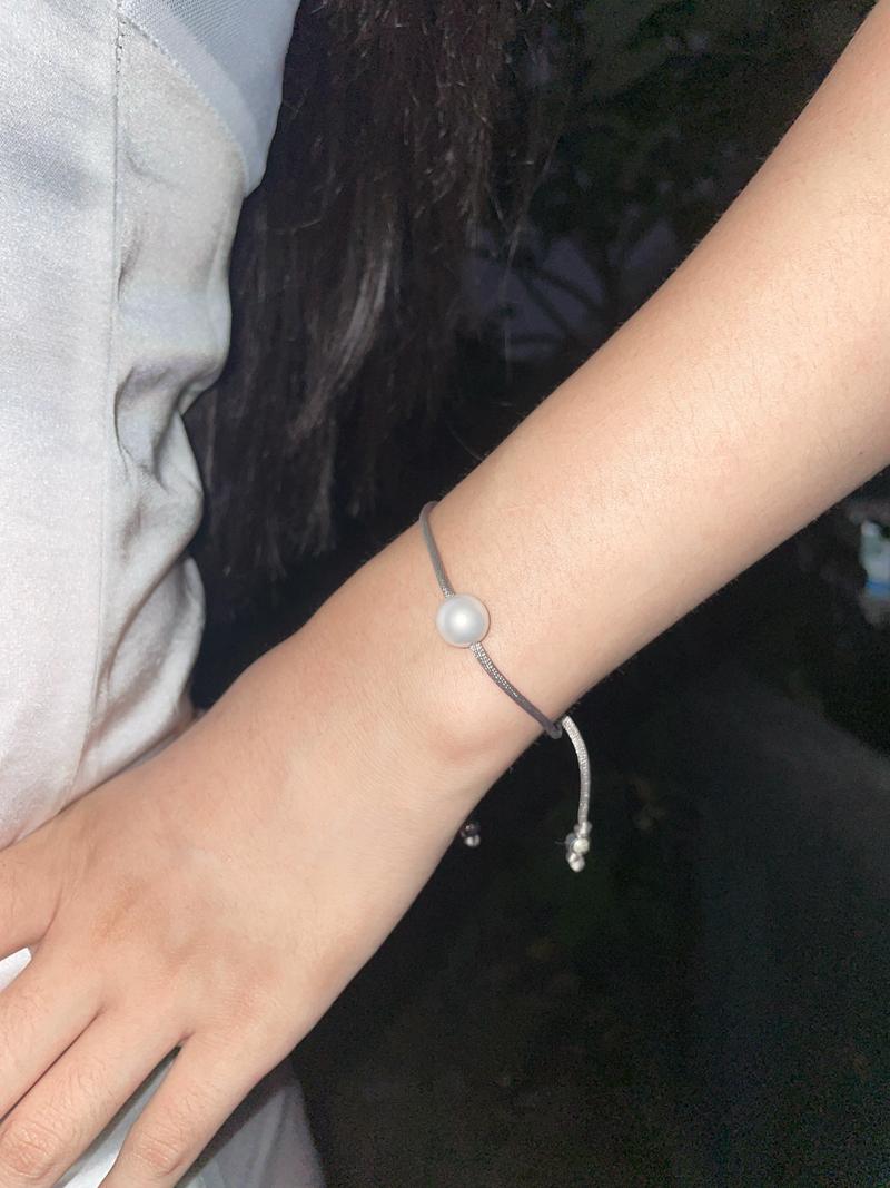 High-End Pearl Bangle Bracelet for Women, Personalized Daily Commuting Jewelry, Unique Niche Design High-End Pearl Bangle Bracelet for Women, Personalized Daily Commuting Jewelry, Unique Niche Design