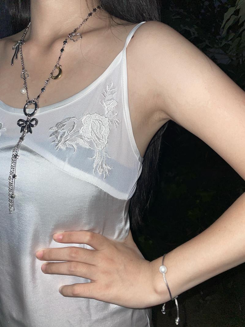 High-End Pearl Bangle Bracelet for Women, Personalized Daily Commuting Jewelry, Unique Niche Design High-End Pearl Bangle Bracelet for Women, Personalized Daily Commuting Jewelry, Unique Niche Design