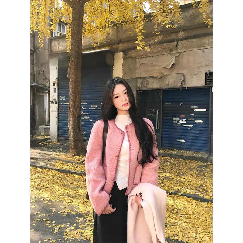 High-End Pink Versatile Coat with Sweet Design - Trendy Temperament Outerwear for Chic Looks