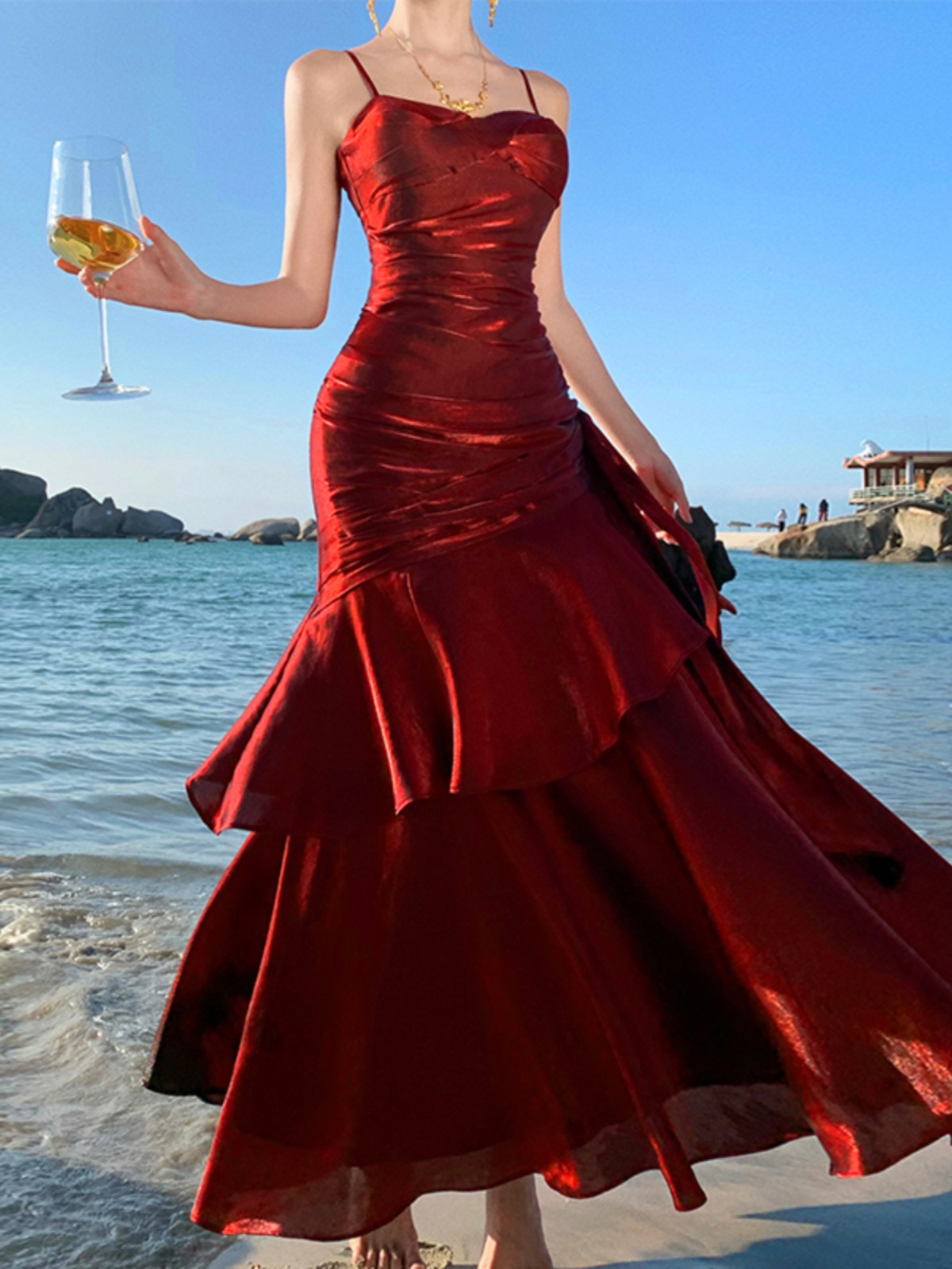 High-End Red Spaghetti Strap Bridesmaid Dress - Long Formal Wedding Banquet Toast Gown with Waist-Cinching Design for Summer Events High-End Red Spaghetti Strap Bridesmaid Dress - Long Formal Wedding Banquet Toast Gown with Waist-Cinching Design for Summer Events