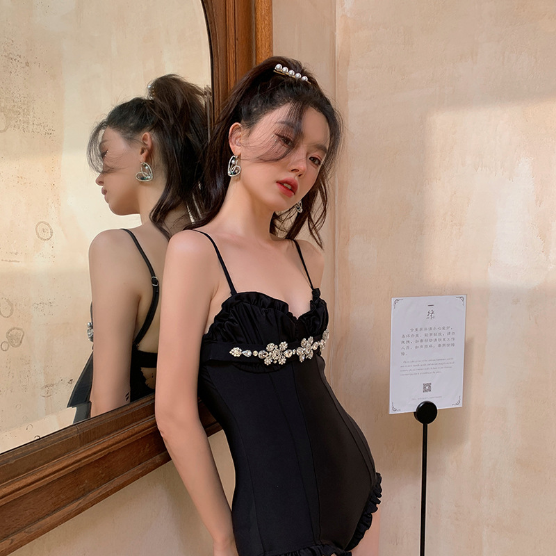 High-End Retro Princess Style Diamond-Studded Slimming One-Piece Swimsuit for Women - 2013 Spring Vacation Fashion