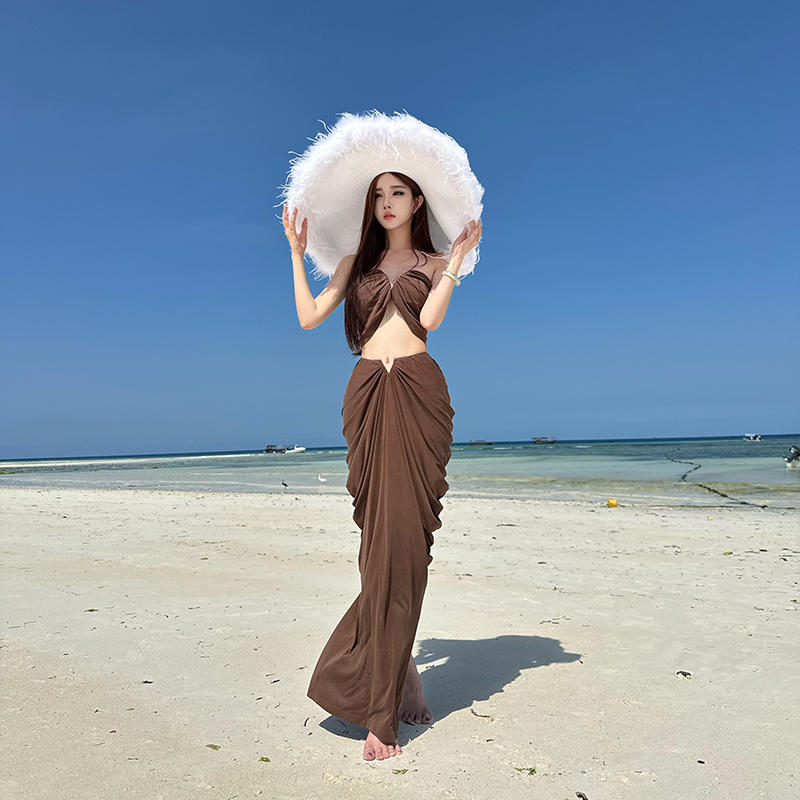 High-End Strapless Palm Print Top and Long Skirt Set - Quiet Luxury Socialite Style for 90s and Y2K Fashion