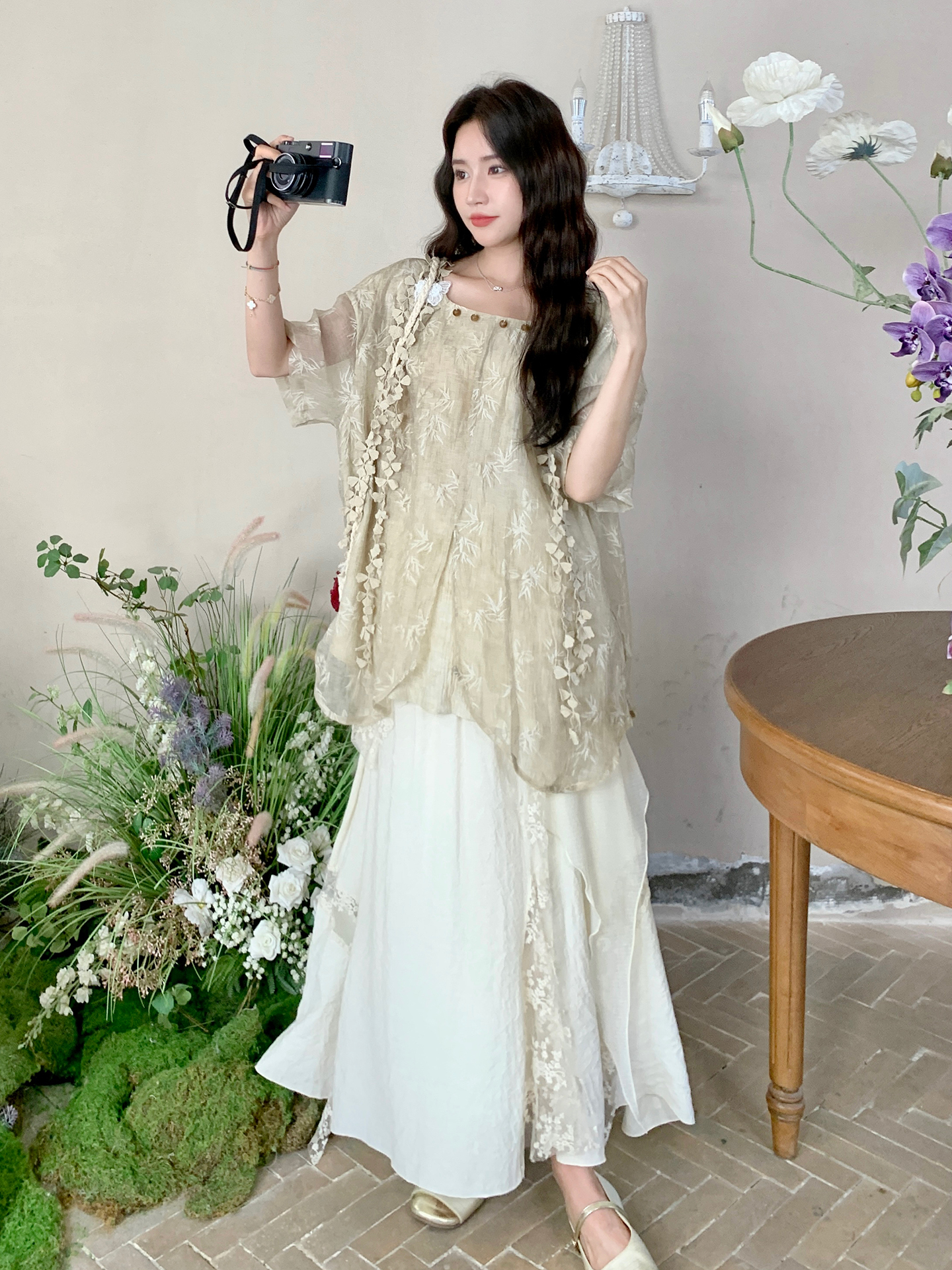 High-End Two-Piece Skirt Set for Women - Irregular Jacquard Top & Skirt - 2025 Summer Vacation Style High-End Two-Piece Skirt Set for Women - Irregular Jacquard Top & Skirt - 2025 Summer Vacation Style