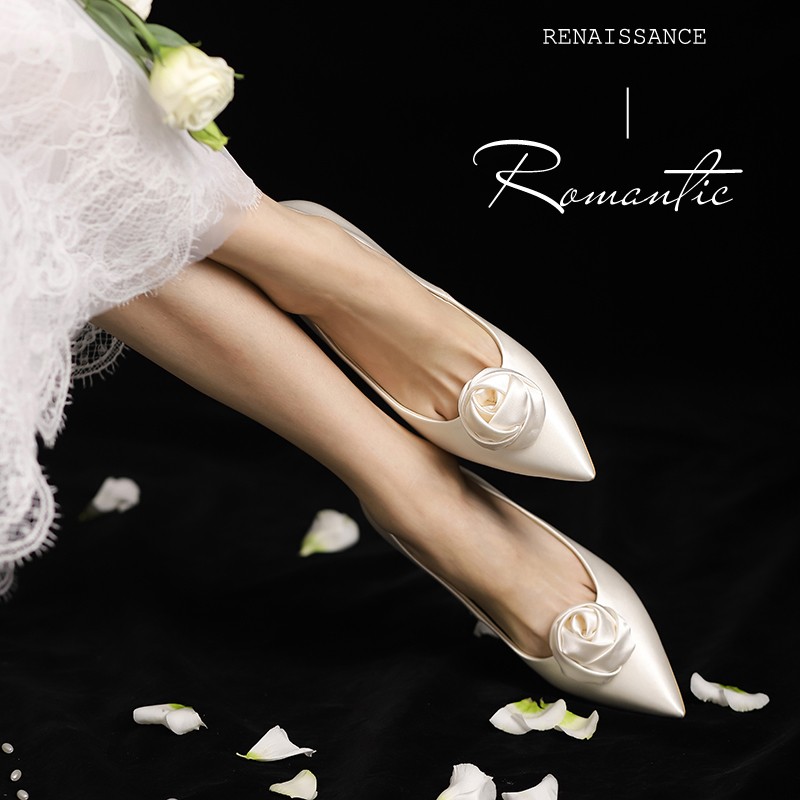 High-End White Satin Wedding Shoes with Rose Detail - French Style High-Heeled Bridal Dress Shoes for Everyday Elegance