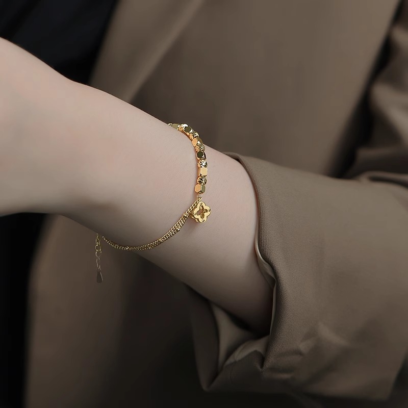 High-End Women's Four-Leaf Clover Stacking Bracelet - Elegant Parisian Designer Style