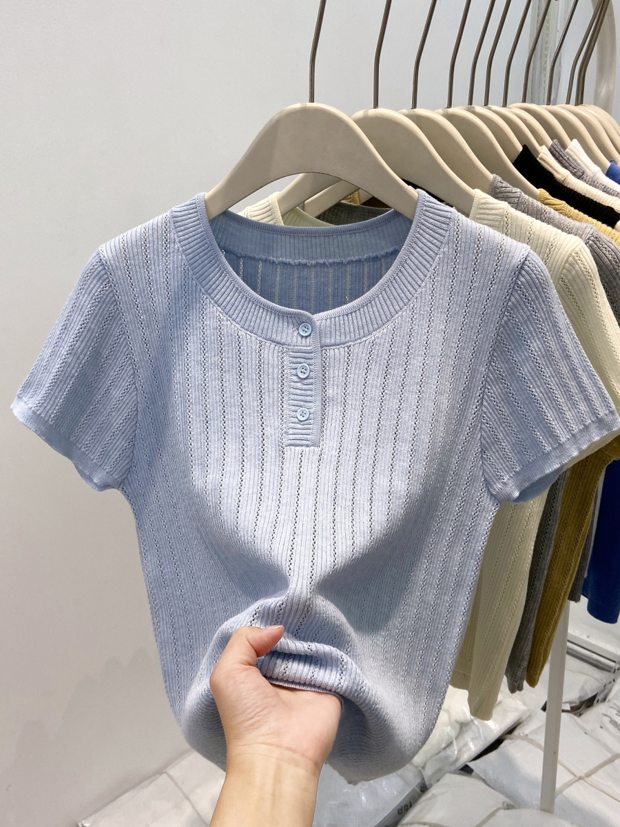 High-End Women's Summer Knitted Shirt - Stylish Yellow Short Sleeve Top with Round Neck Design - Trendy Niche Fashion High-End Women's Summer Knitted Shirt - Stylish Yellow Short Sleeve Top with Round Neck Design - Trendy Niche Fashion