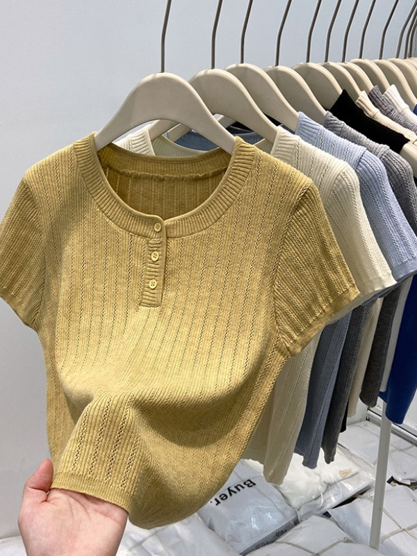 High-End Women's Summer Knitted Shirt - Stylish Yellow Short Sleeve Top with Round Neck Design - Trendy Niche Fashion