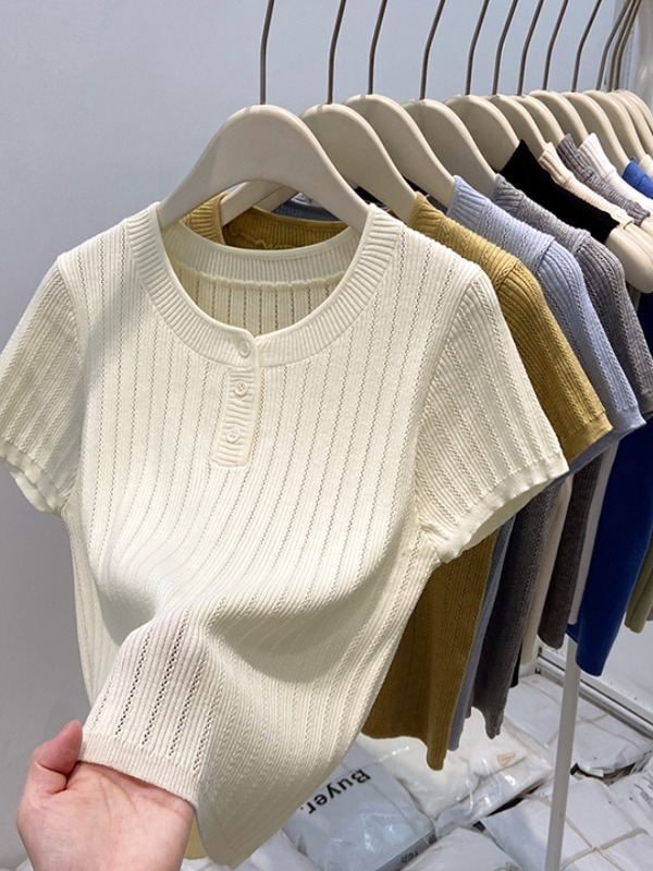 High-End Women's Summer Knitted Shirt - Stylish Yellow Short Sleeve Top with Round Neck Design - Trendy Niche Fashion High-End Women's Summer Knitted Shirt - Stylish Yellow Short Sleeve Top with Round Neck Design - Trendy Niche Fashion