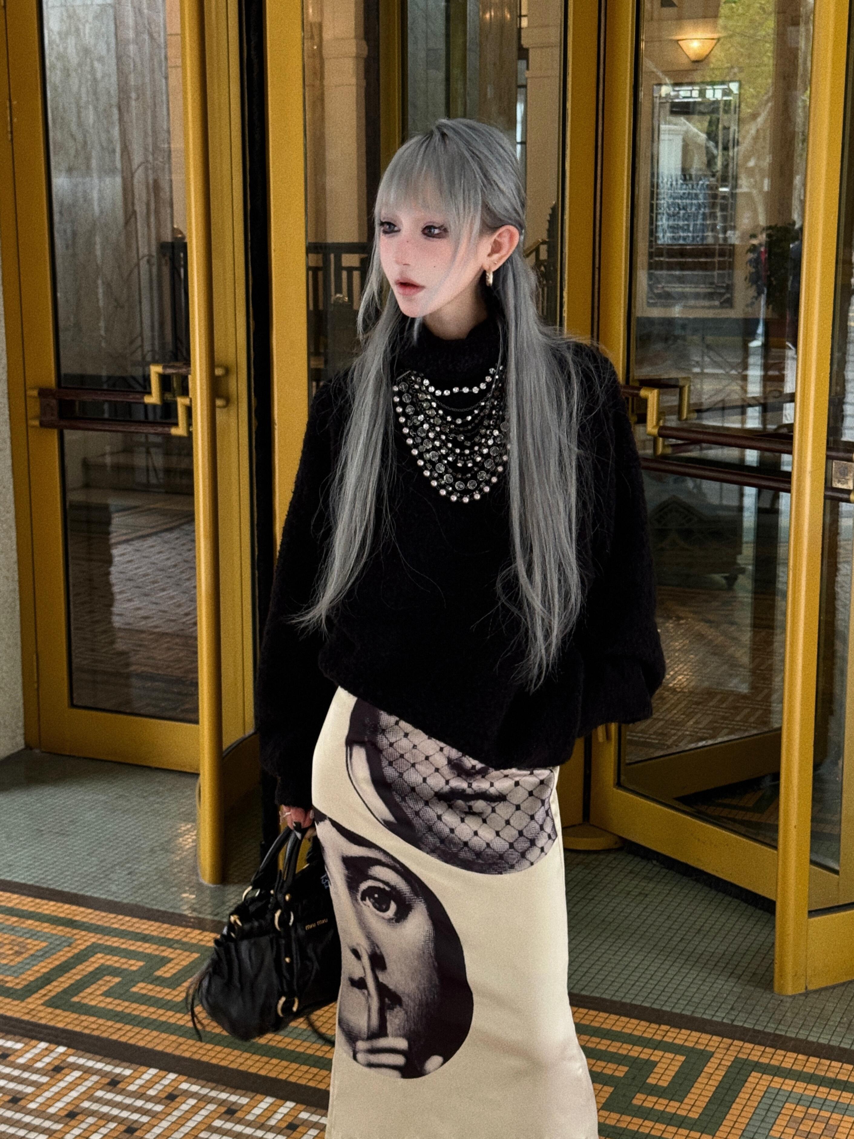 High-Neck Knitted Sweater and Fishtail Skirt Two-Piece Set for Women - Loose Lazy Style Autumn/Winter Fashion High-Neck Knitted Sweater and Fishtail Skirt Two-Piece Set for Women - Loose Lazy Style Autumn/Winter Fashion