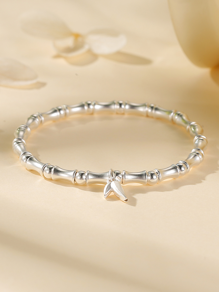High-Rise Bamboo Joint Bracelet for Women - Classy Pure Silver Design, Light Luxury Style, Chic Fashion Accessory High-Rise Bamboo Joint Bracelet for Women - Classy Pure Silver Design, Light Luxury Style, Chic Fashion Accessory