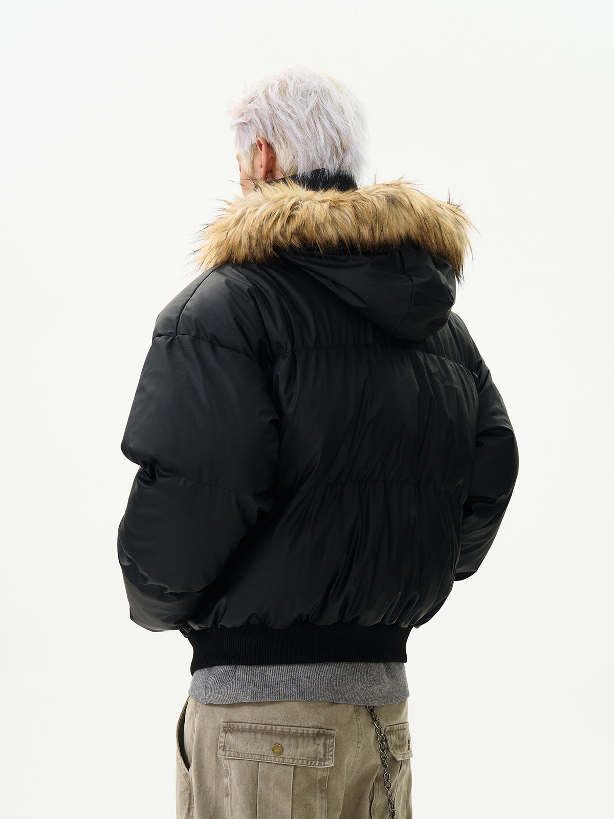 High Street American-Style Cotton Parka Jacket with Detachable Fur Collar - Winter Essential Clean Fit Coat High Street American-Style Cotton Parka Jacket with Detachable Fur Collar - Winter Essential Clean Fit Coat