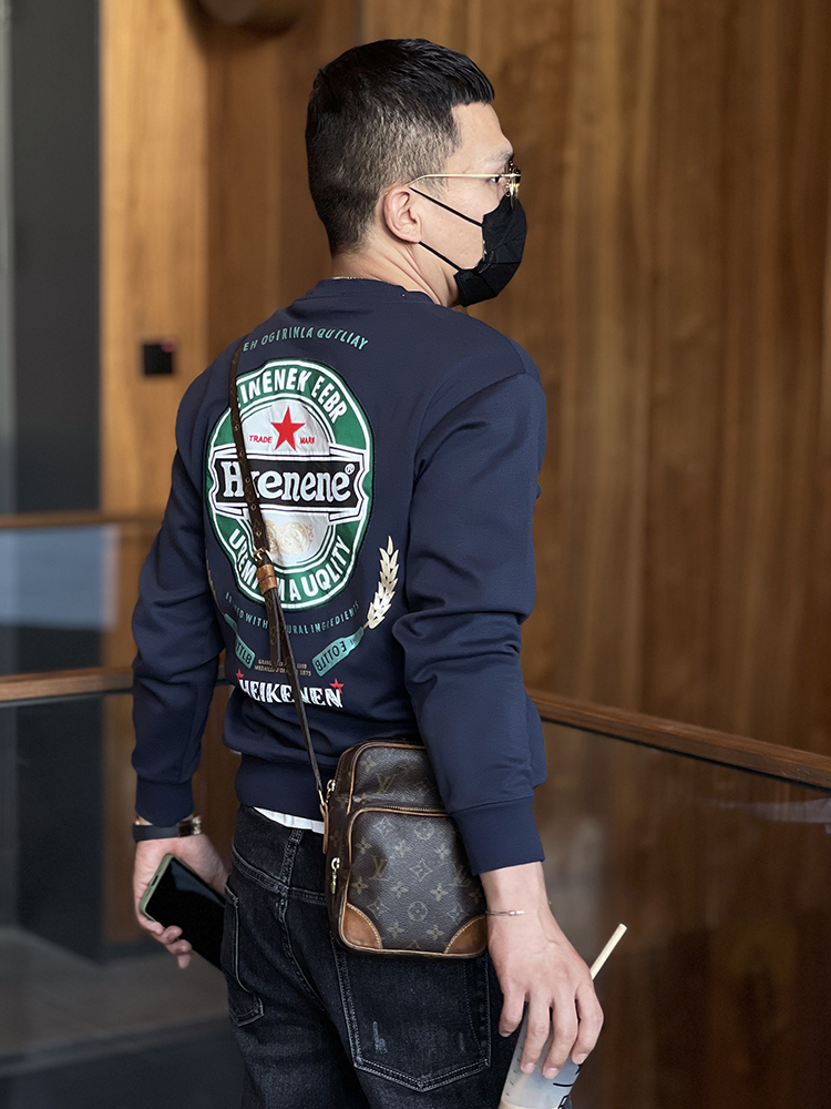 High Street Men's Hoodless Sweatshirt - Embroidered, Printed, Long Sleeve, Autumn Trendy, Versatile Hip-Hop Style High Street Men's Hoodless Sweatshirt - Embroidered, Printed, Long Sleeve, Autumn Trendy, Versatile Hip-Hop Style