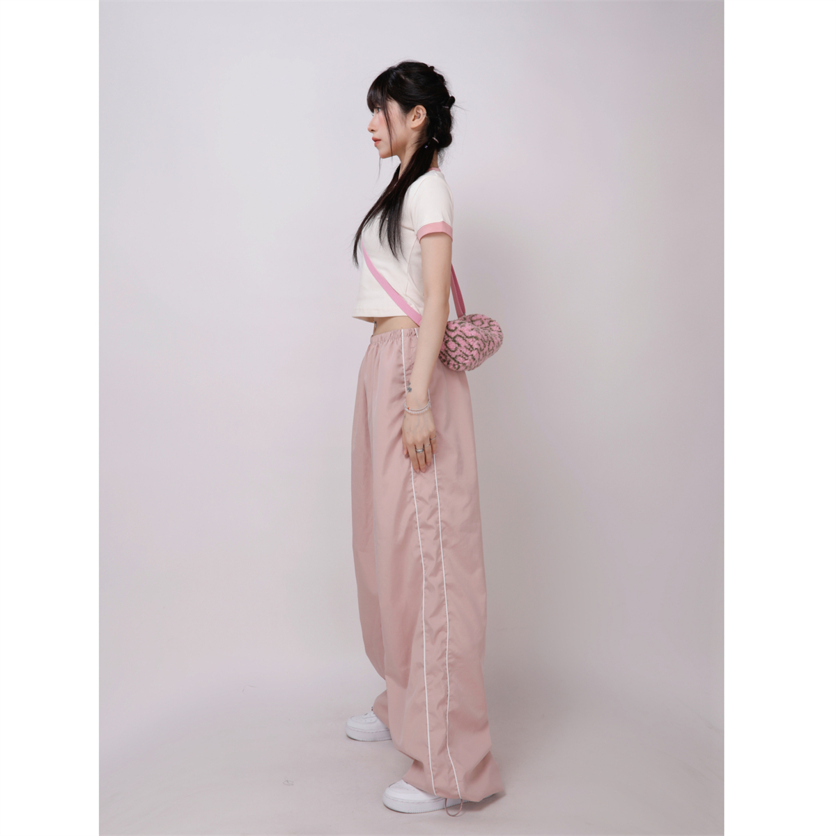 High-Waist Loose Wide-Leg Quick-Dry Sports Pants for Women - Summer Casual Trousers for Jazz Dance, Yoga, and Fitness High-Waist Loose Wide-Leg Quick-Dry Sports Pants for Women - Summer Casual Trousers for Jazz Dance, Yoga, and Fitness