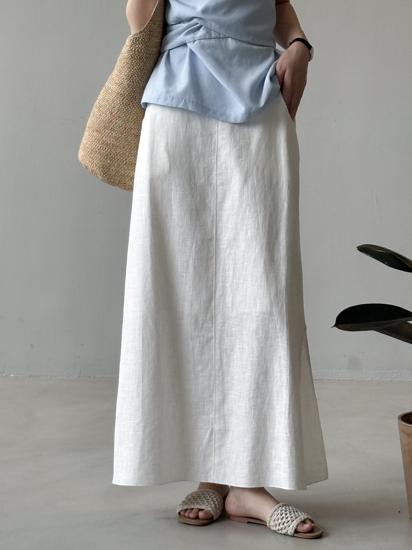 High-Waisted A-Line Ramie Skirt for Women - Elegant Straight Cut, Casual Split Design, 2025 Summer Style, High-End Quality