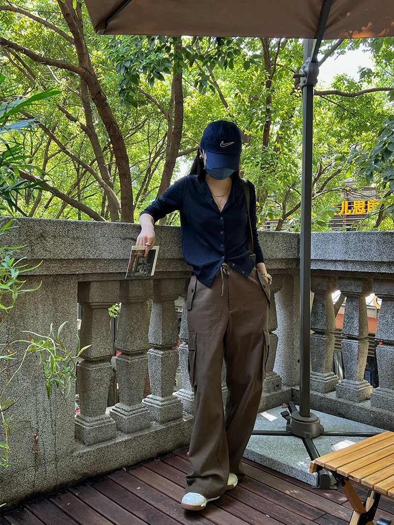 High-Waisted Coffee Color Wide-Leg Casual Pants for Women | Loose Fit Pure Cotton Workwear | Autumn 2025 Fashion High-Waisted Coffee Color Wide-Leg Casual Pants for Women | Loose Fit Pure Cotton Workwear | Autumn 2025 Fashion