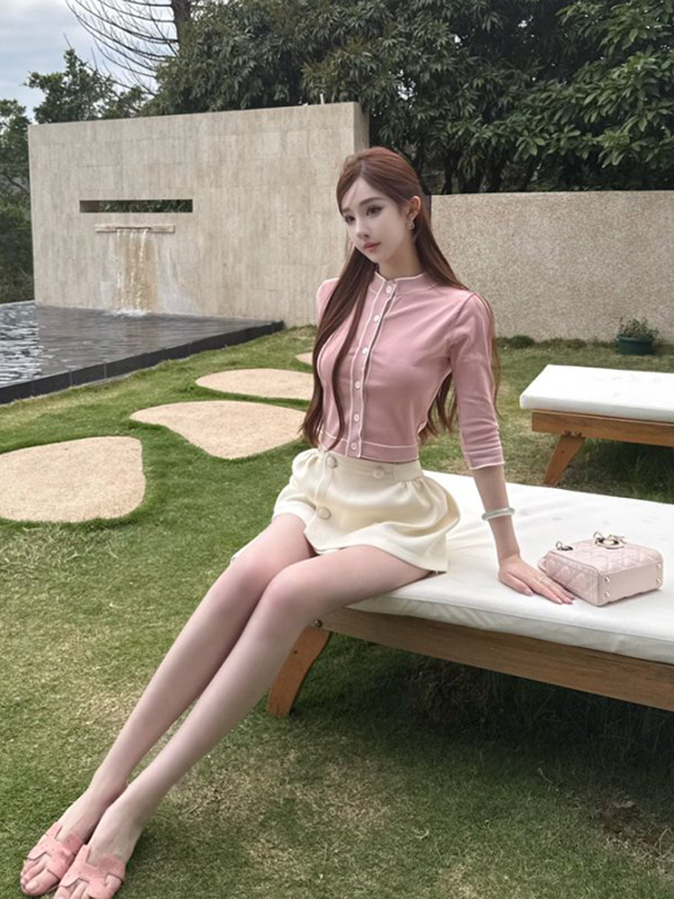 High-Waisted French Puff Skirt for Women - Quick-Dry Short Summer Skirt in Swan Lake Design - Trendy 90s Inspired Fashion High-Waisted French Puff Skirt for Women - Quick-Dry Short Summer Skirt in Swan Lake Design - Trendy 90s Inspired Fashion