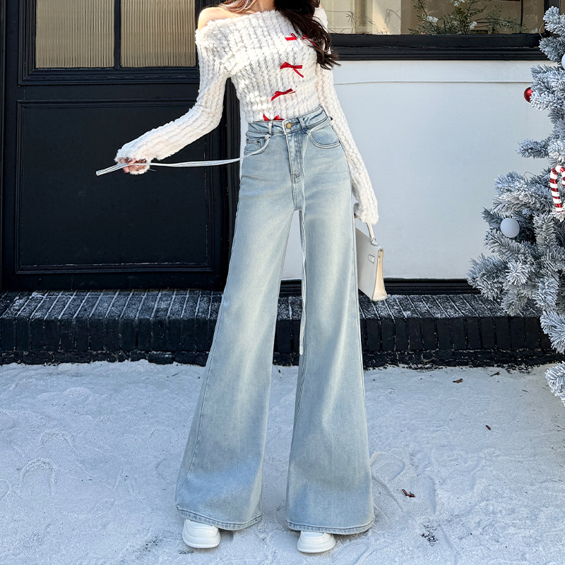 High-Waisted Light Blue Fleece-Lined Flared Jeans for Women - Slimming Loose Wide-Leg Pants for Autumn Winter 2025