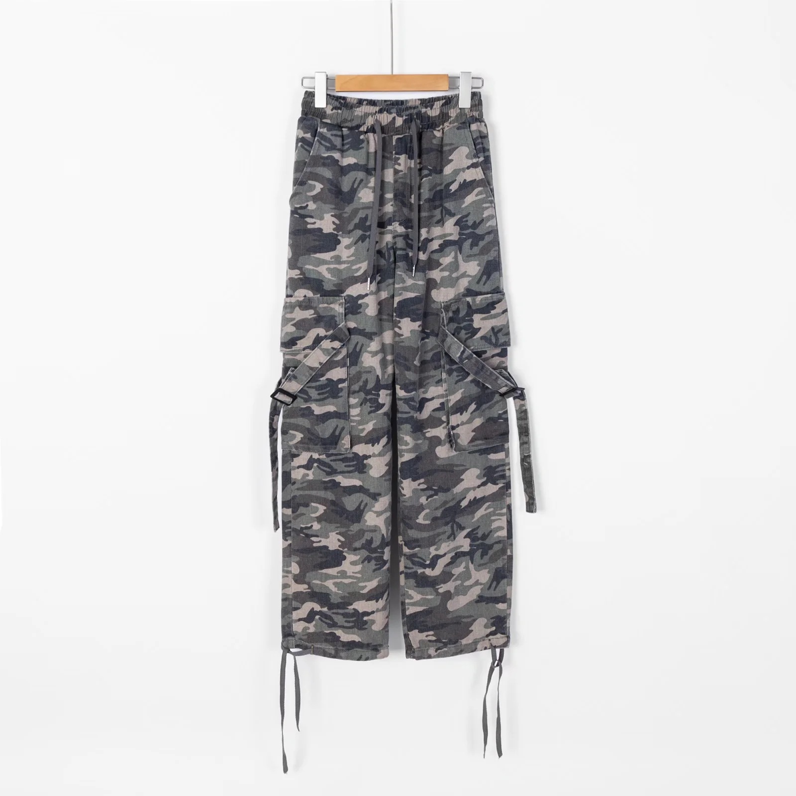High-Waisted Loose Camouflage Cargo Pants for Women - American Hip-Hop Style Street Dance Long Trousers