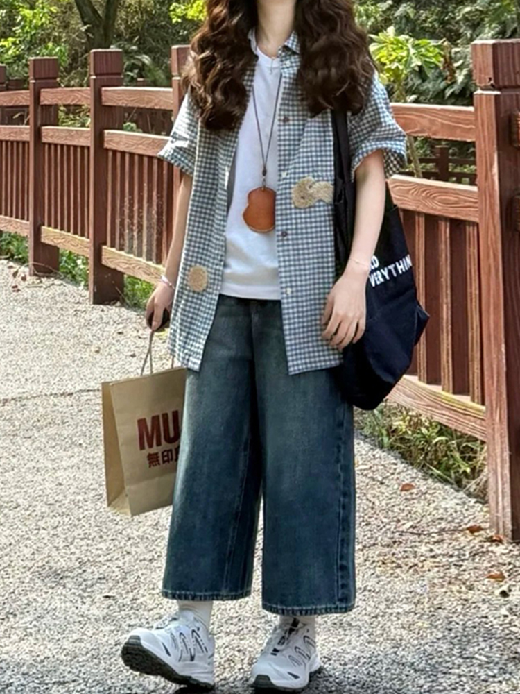 High-Waisted Loose-Fit American Retro Seven-Point Denim Shorts for Women - Summer Wide-Leg Slimming Mid-Length Style High-Waisted Loose-Fit American Retro Seven-Point Denim Shorts for Women - Summer Wide-Leg Slimming Mid-Length Style