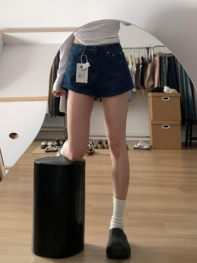 High-Waisted Retro Deep Blue Denim Shorts for Women, Loose Wide-Leg A-Line Hot Pants, Summer Style for Petite Sizes