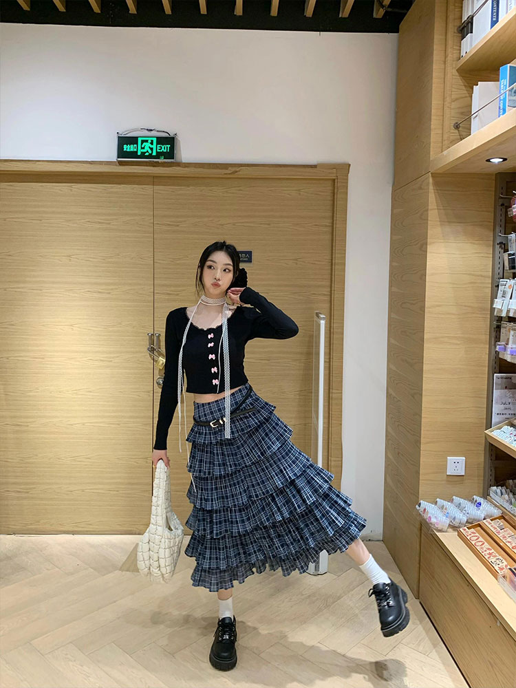 High-Waisted Retro Plaid Pleated Midi Skirt - Eccentric Temperament, Versatile Heavy-Duty Puff Skirt for Women