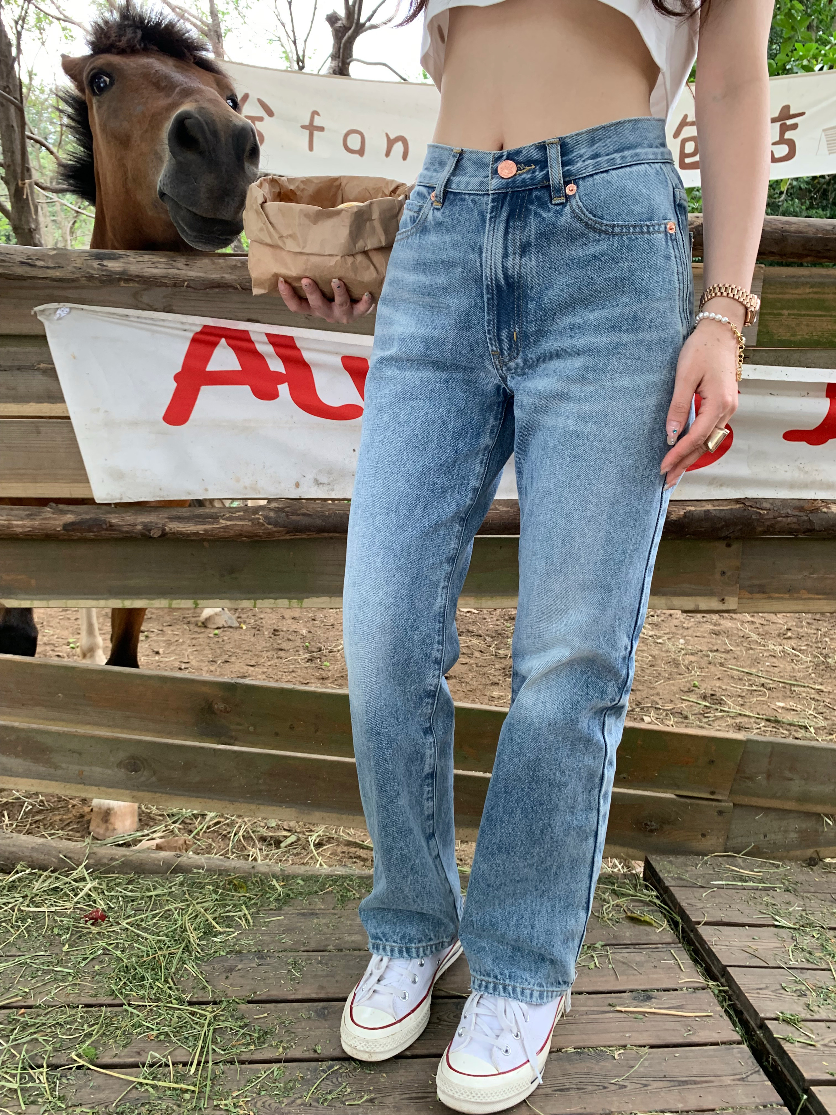 High-Waisted Slim Straight-Leg Jeans for Girls - American Style, Neat Fit, Vintage-Inspired Casual Wear