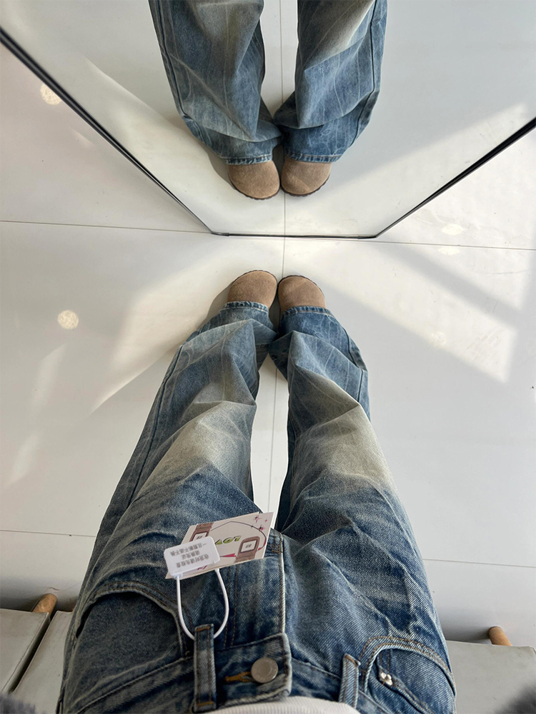 High-Waisted Water-Washed Lightning Pattern Wide-Leg Jeans for Women - Loose-Fitting Summer Fashion, Slimming Straight-Leg Style High-Waisted Water-Washed Lightning Pattern Wide-Leg Jeans for Women - Loose-Fitting Summer Fashion, Slimming Straight-Leg Style