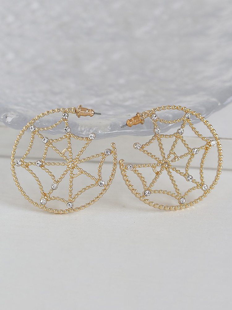 Hollow Spider Web Ear Hoops - Fashionable High-End Halloween Ear Accessories, Versatile Studs for Trendy Style Hollow Spider Web Ear Hoops - Fashionable High-End Halloween Ear Accessories, Versatile Studs for Trendy Style