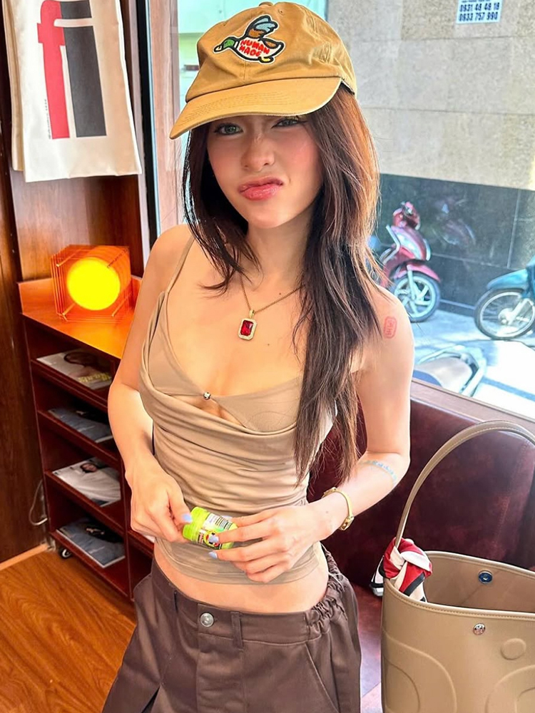 Hot Girl Faux Two-Piece Hollow Out Camisole for Women - Versatile Solid Color Sleeveless Top, Eccentric Streetwear Style Hot Girl Faux Two-Piece Hollow Out Camisole for Women - Versatile Solid Color Sleeveless Top, Eccentric Streetwear Style