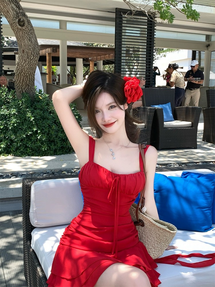 Irregular Strap Dress for Women, Waist-Cinching, Elegant Ruffle Hem, Sexy Short Skirt for Beach Vacation, Autumn & Summer Style Irregular Strap Dress for Women, Waist-Cinching, Elegant Ruffle Hem, Sexy Short Skirt for Beach Vacation, Autumn & Summer Style