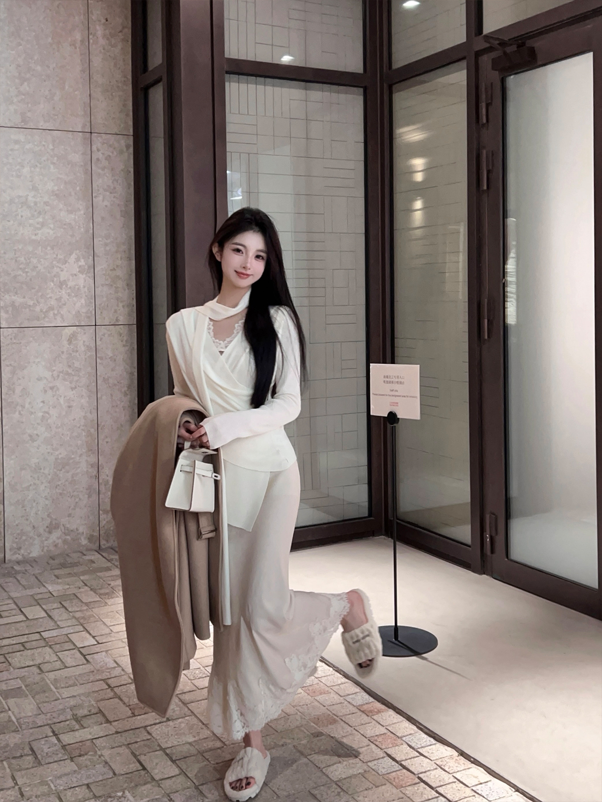 Irregular White Knitted Sweater Set for Women, Two-Piece with Lace Vest and Ribbons, Cozy Winter Fashion, Y2K Style Irregular White Knitted Sweater Set for Women, Two-Piece with Lace Vest and Ribbons, Cozy Winter Fashion, Y2K Style