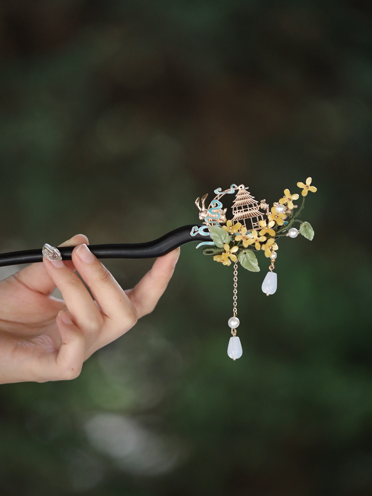 Jade Rabbit Hairpin - Mid-Autumn Festival Headpiece, Chinese Style Hanfu Hair Accessories, Qipao Decoration, Ebony Updo Hairpin Jade Rabbit Hairpin - Mid-Autumn Festival Headpiece, Chinese Style Hanfu Hair Accessories, Qipao Decoration, Ebony Updo Hairpin
