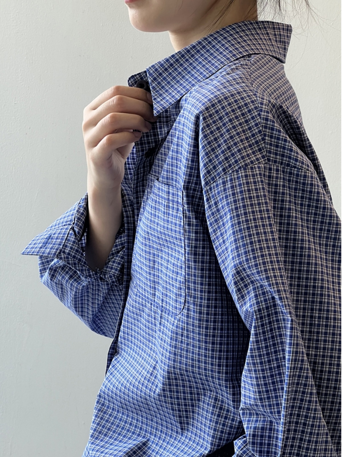 Japanese Plaid Long Sleeve Shirt for Women - Loose Casual Blouse with High-End Feel, Spring 2025 Fashion