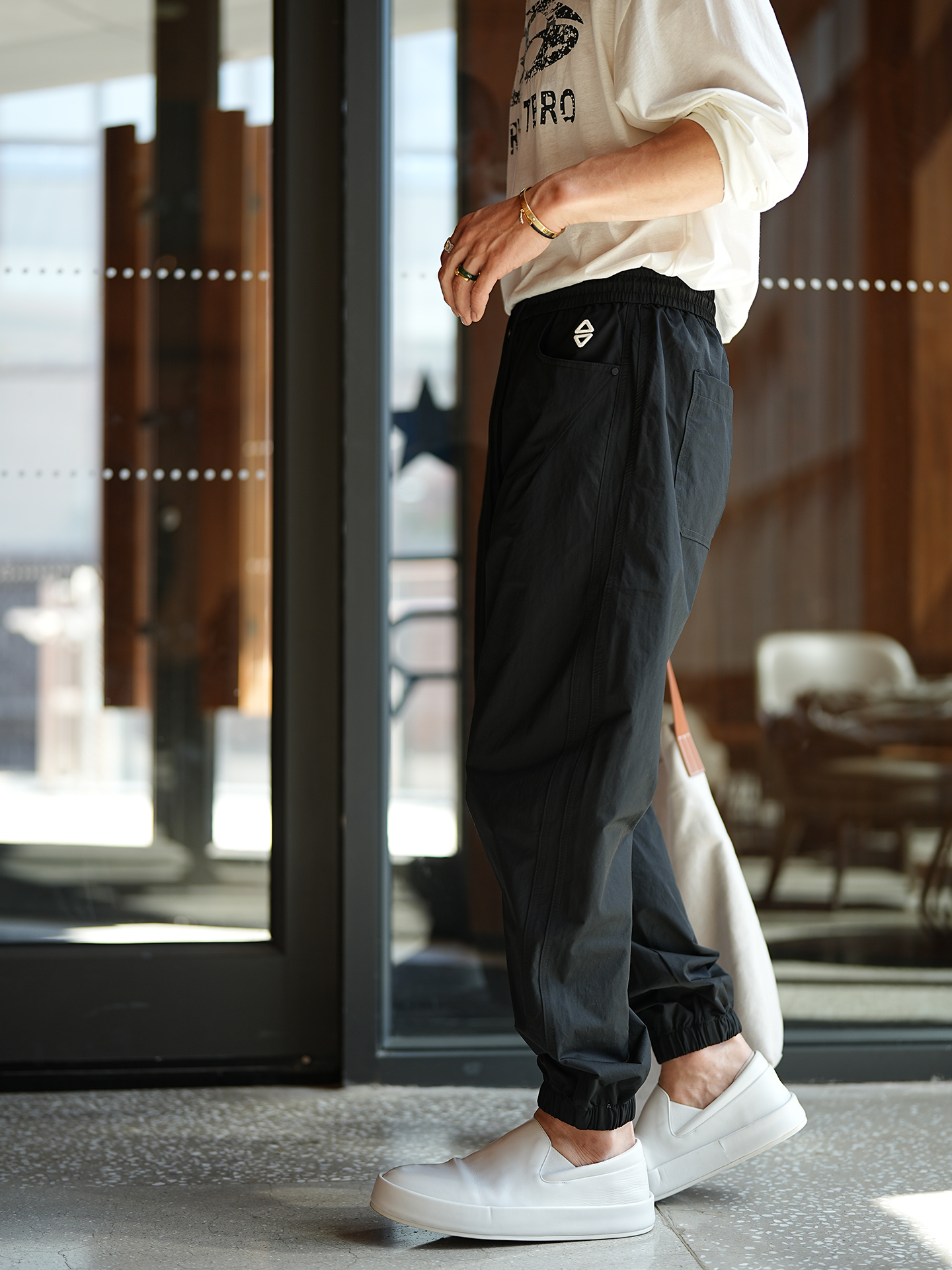 Japanese-Style Minimalist Precision Embroidery Casual Pants for Men, Trendy Summer Tapered Design with Elastic Waist and Drawstring Japanese-Style Minimalist Precision Embroidery Casual Pants for Men, Trendy Summer Tapered Design with Elastic Waist and Drawstring