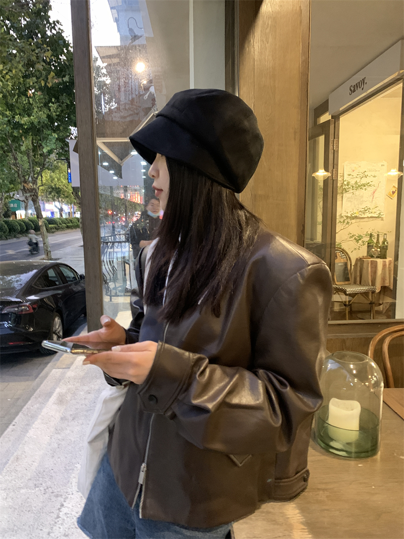 Japanese-Style Suede Fisherman Hat for Women - Slouchy Octagonal Beret, Face-Covering, Trendy Autumn/Winter Accessory, Large Head Circumference Japanese-Style Suede Fisherman Hat for Women - Slouchy Octagonal Beret, Face-Covering, Trendy Autumn/Winter Accessory, Large Head Circumference