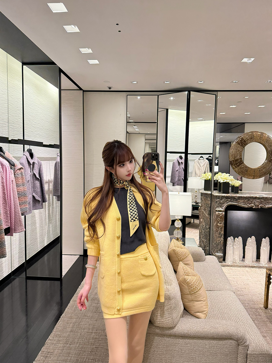 Knitted Two-Piece Set for Women - Artistic Jacket and Short Skirt - Spring 2025 Fashion Trend