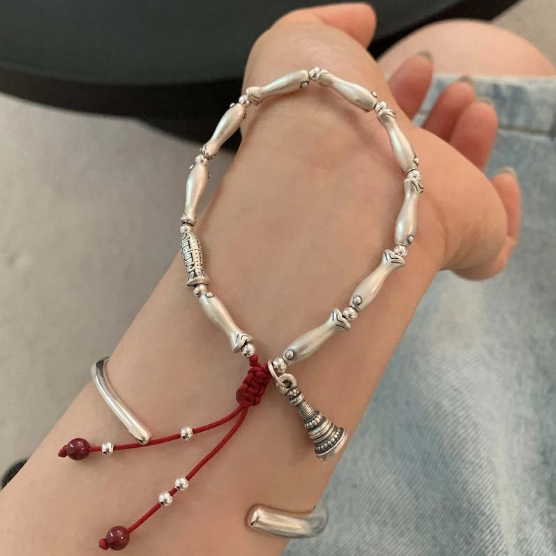 Koi Fish Vintage Distressed Chinese-Style Bracelet for Women - 2025 Light Luxury Versatile Trendy Hand Accessory Koi Fish Vintage Distressed Chinese-Style Bracelet for Women - 2025 Light Luxury Versatile Trendy Hand Accessory