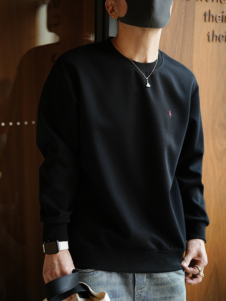 Korean Style Casual Minimalist Embroidered Logo Round-Neck Sweatshirt for Men - Trendy Solid Color Pullover Top for Spring Korean Style Casual Minimalist Embroidered Logo Round-Neck Sweatshirt for Men - Trendy Solid Color Pullover Top for Spring