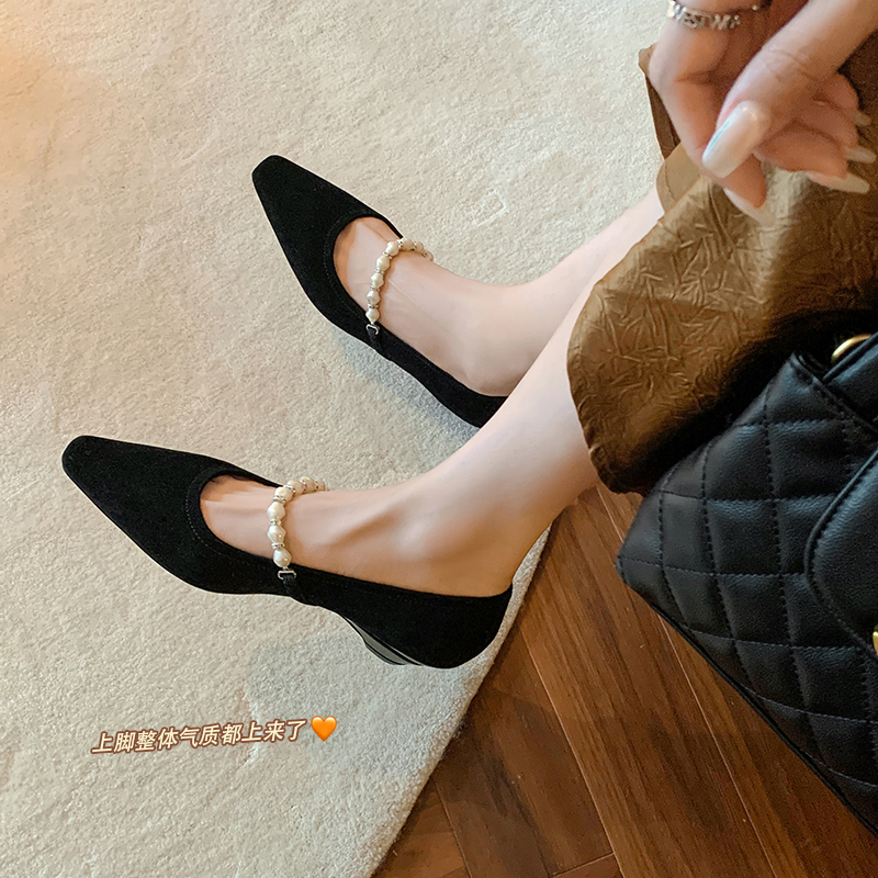 Korean Style Chunky Heel Mary Jane Shoes with Pearl Detail - Square-Toe Shallow Mouth Suede for Spring/Summer 2025 Fashion Korean Style Chunky Heel Mary Jane Shoes with Pearl Detail - Square-Toe Shallow Mouth Suede for Spring/Summer 2025 Fashion