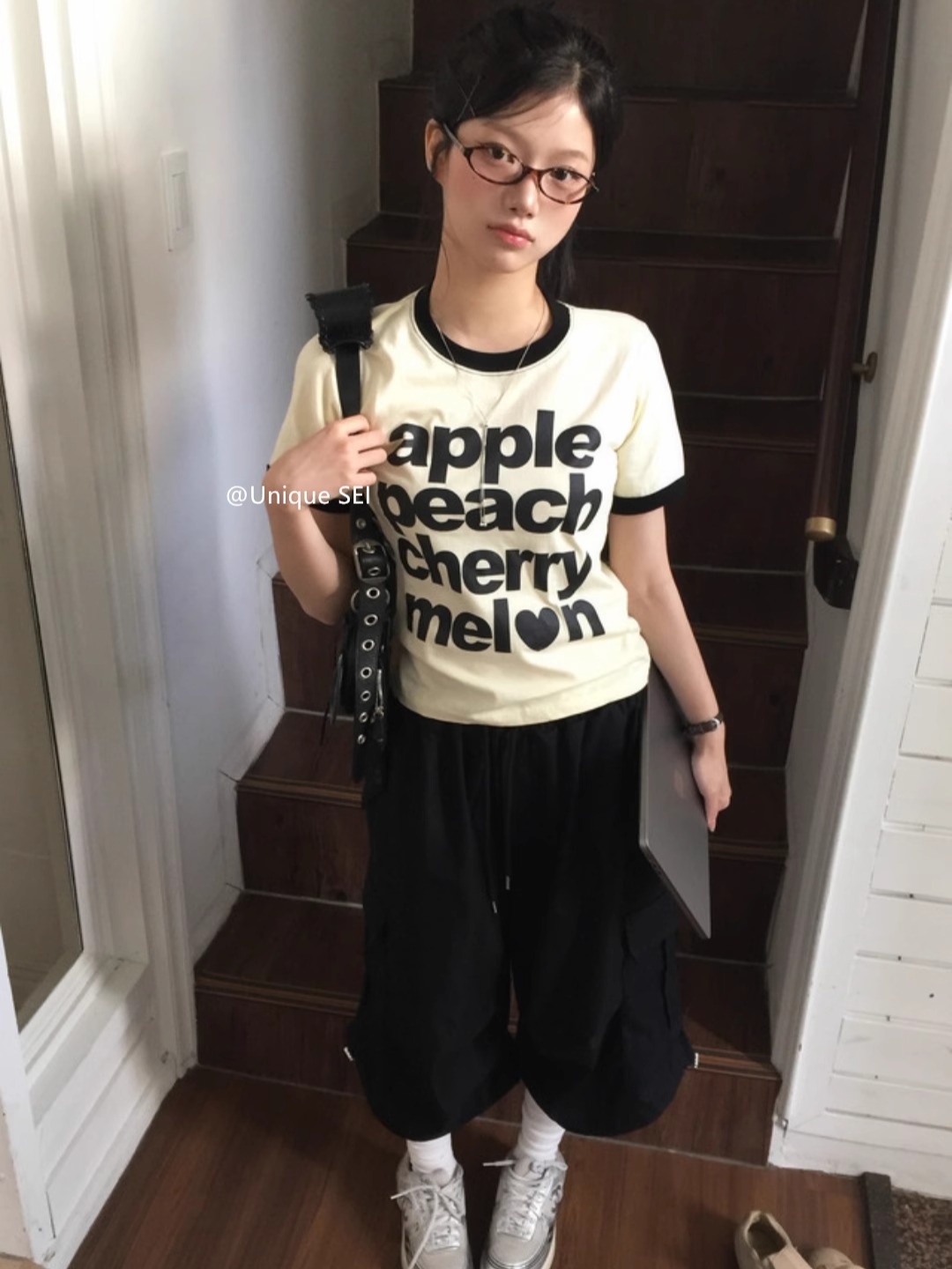 Korean Style Color-Block Letter Print Short Sleeve T-Shirt & Elastic Waist Seven-Point Shorts Set for Summer Casual Workwear Korean Style Color-Block Letter Print Short Sleeve T-Shirt & Elastic Waist Seven-Point Shorts Set for Summer Casual Workwear