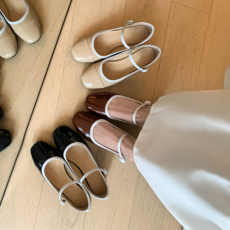 Korean Style Color-Blocking Chunky Heel Mary Jane Flats - Round-Toe One-Strap Genuine Leather Shoes, Age-Reducing Comfort Korean Style Color-Blocking Chunky Heel Mary Jane Flats - Round-Toe One-Strap Genuine Leather Shoes, Age-Reducing Comfort
