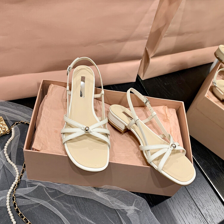 Korean-Style Cute Open-Toe Flat Sandals for Women, Genuine Leather, Summer 2025 Fairy Style, Versatile Low Heel for Skirts Korean-Style Cute Open-Toe Flat Sandals for Women, Genuine Leather, Summer 2025 Fairy Style, Versatile Low Heel for Skirts