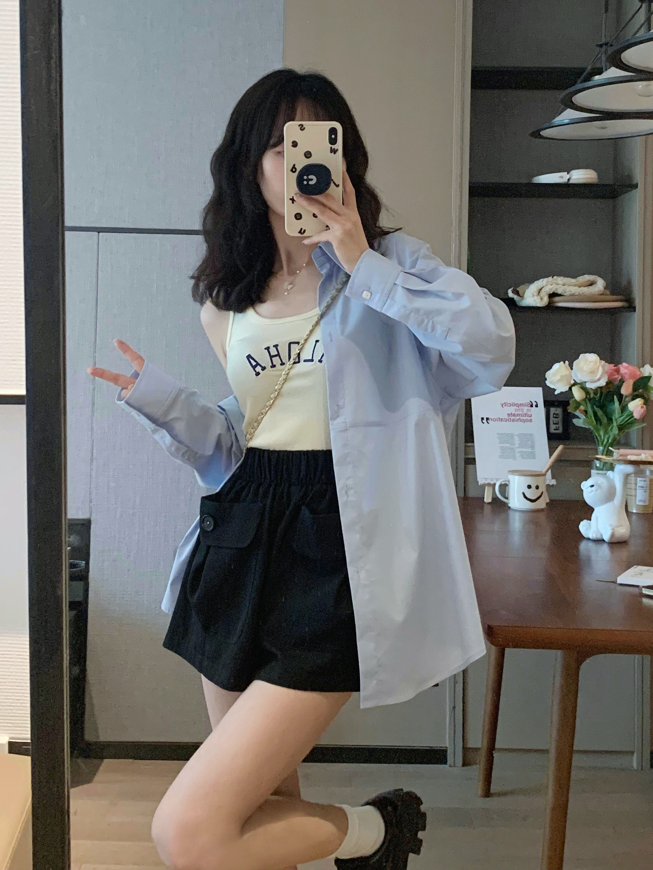 Korean-Style French Blue Long Sleeve Shirt Top for Women - High-End Loose Slimming Spring Fashion Korean-Style French Blue Long Sleeve Shirt Top for Women - High-End Loose Slimming Spring Fashion