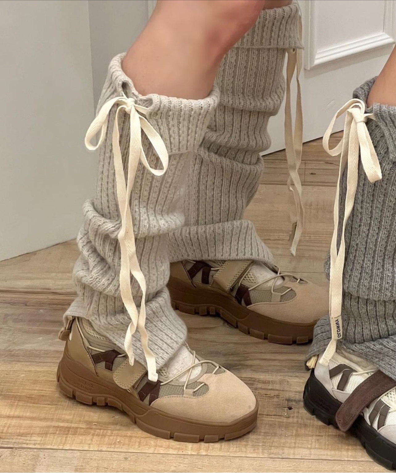 Korean Style GLOWNY Niche Strap Warm Mid-Tube Slouchy Leg Warmers - Versatile Two-Way Wear Socks for Women Korean Style GLOWNY Niche Strap Warm Mid-Tube Slouchy Leg Warmers - Versatile Two-Way Wear Socks for Women