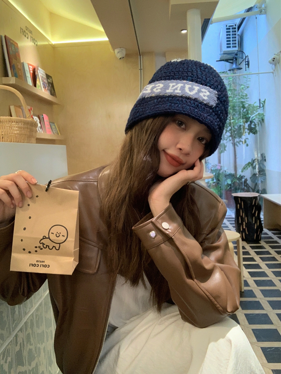 Korean Style Handmade Knitted Wool Fisherman Hat for Women, Letter Patch Design, Warm Autumn and Winter Accessory Korean Style Handmade Knitted Wool Fisherman Hat for Women, Letter Patch Design, Warm Autumn and Winter Accessory