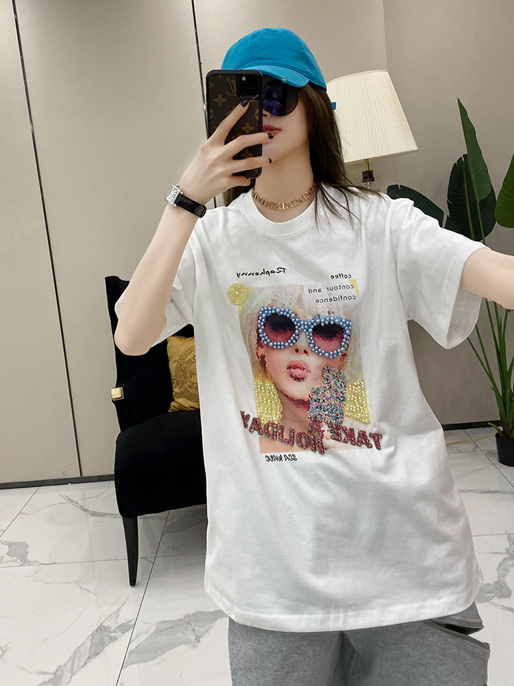 Korean Style Heavy Beaded Casual T-Shirt with Beauty Pattern - Trendy Short Sleeve Top for Women, Perfect for Summer Fashion Korean Style Heavy Beaded Casual T-Shirt with Beauty Pattern - Trendy Short Sleeve Top for Women, Perfect for Summer Fashion