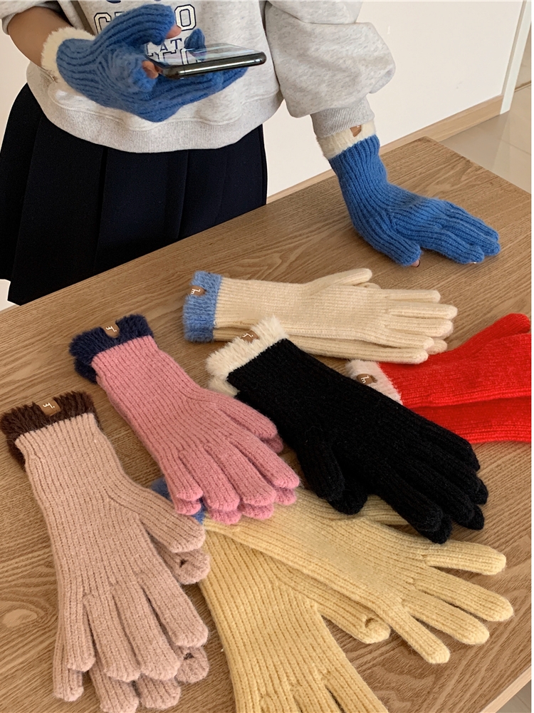 Korean-Style Imitation Mink Fur Spliced Split-Finger Gloves for Women - Warm Autumn Winter Five-Finger Fashion Accessory Korean-Style Imitation Mink Fur Spliced Split-Finger Gloves for Women - Warm Autumn Winter Five-Finger Fashion Accessory